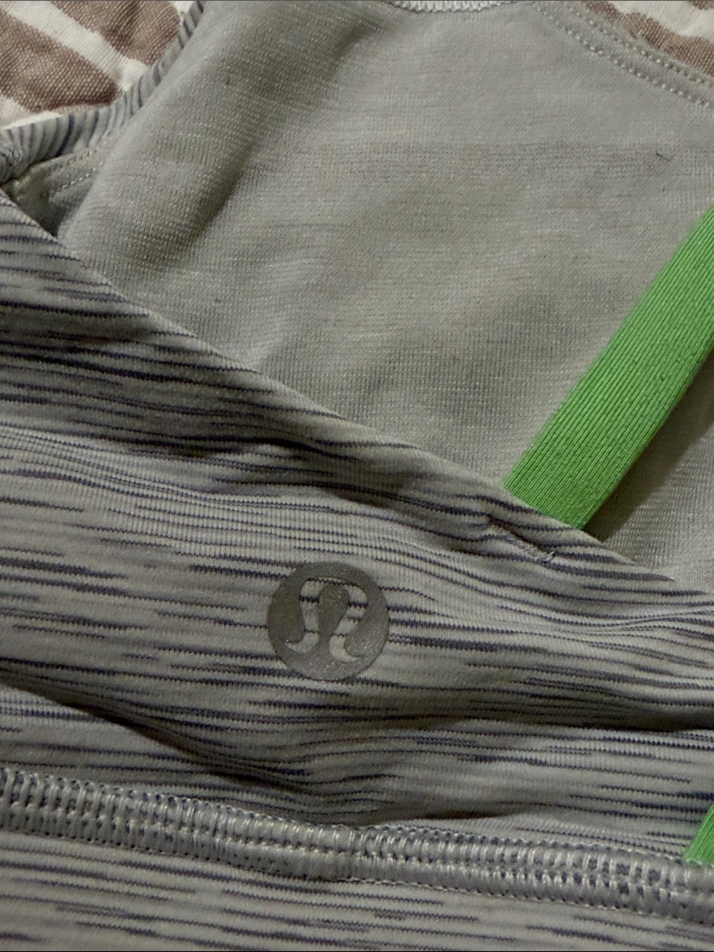Lululemon bra - Picture 3 of 4